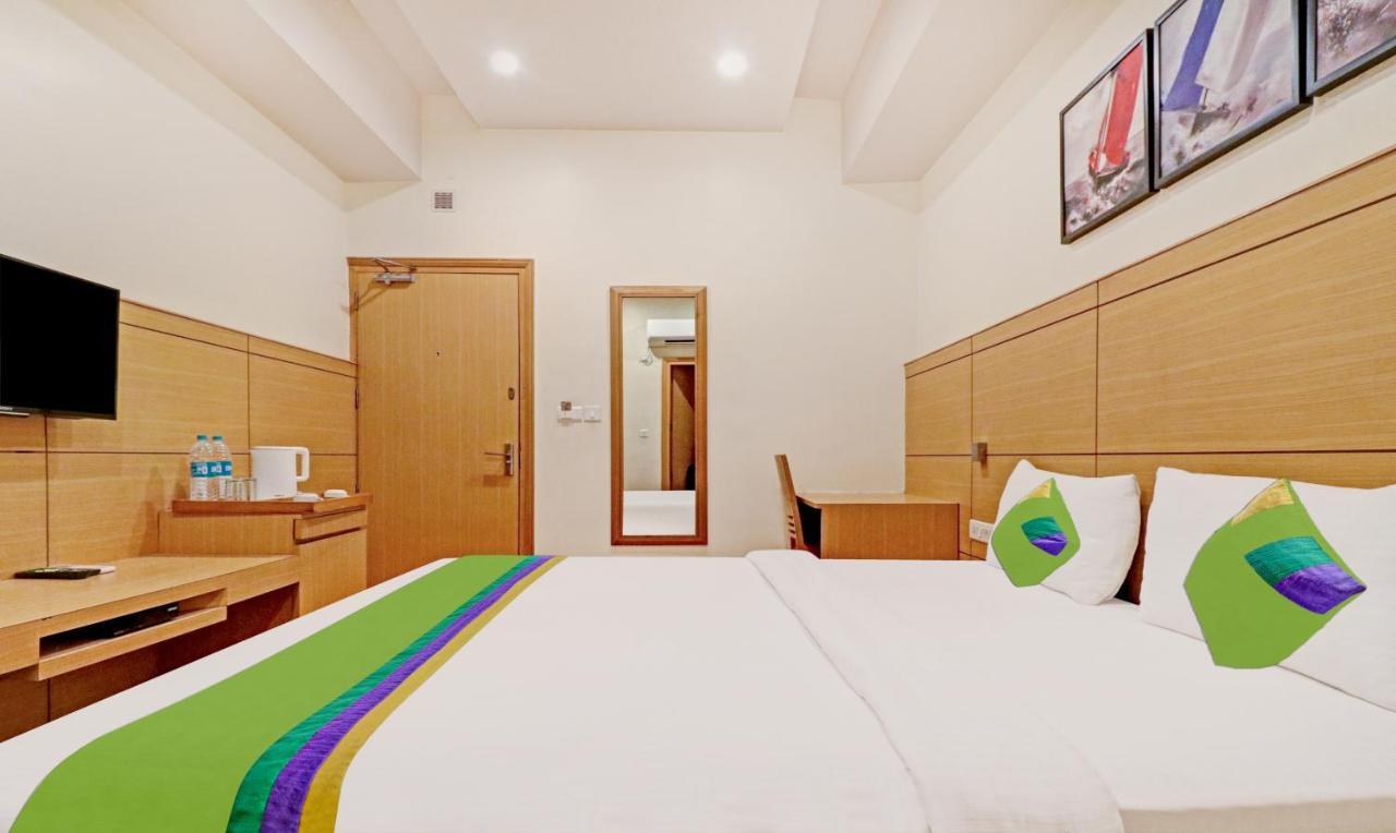 Treebo Galaxy Rooms Нью-Дели Экстерьер фото