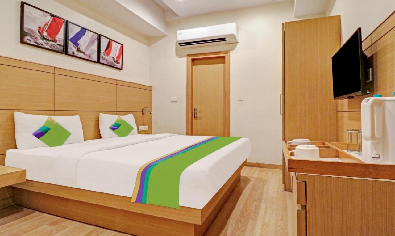 Treebo Galaxy Rooms Нью-Дели Экстерьер фото