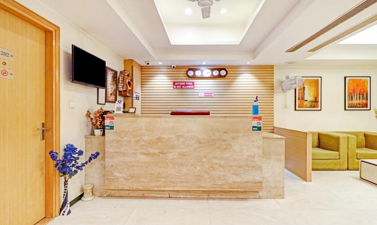 Treebo Galaxy Rooms Нью-Дели Экстерьер фото