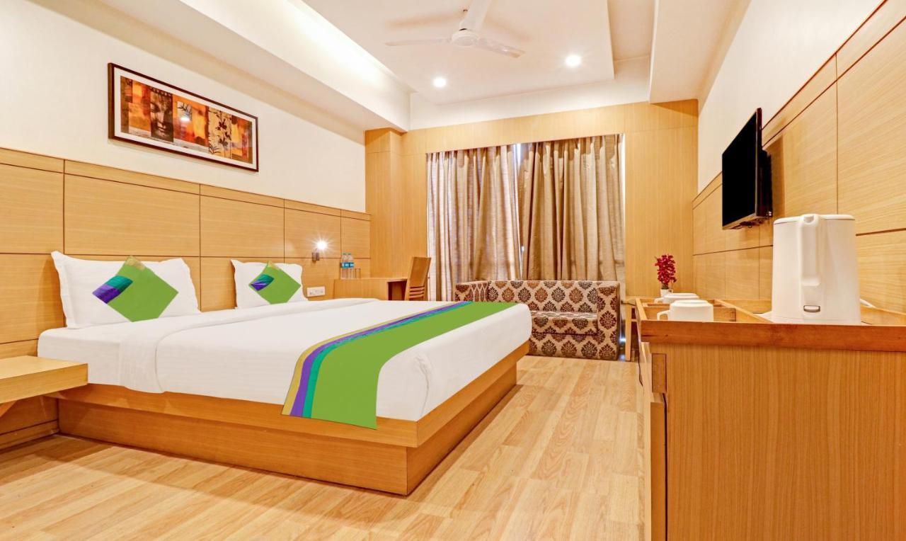 Treebo Galaxy Rooms Нью-Дели Экстерьер фото