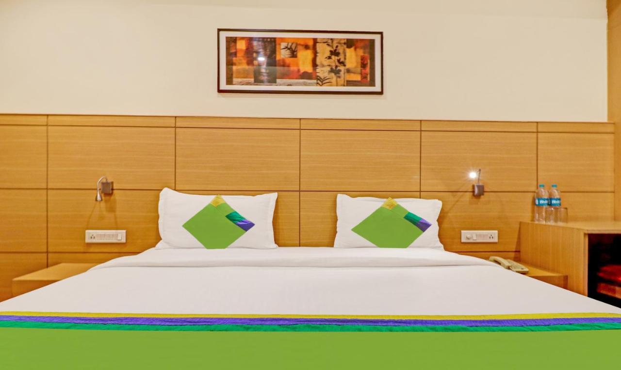 Treebo Galaxy Rooms Нью-Дели Экстерьер фото